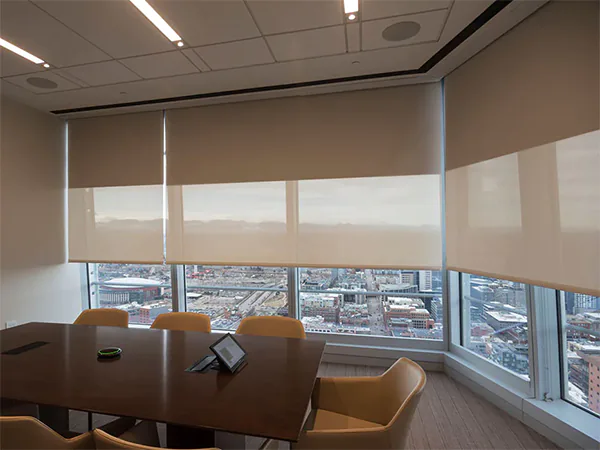 Dual Roller Motorized FlexShade window shades featuring angled couplers at Faegre Drinker Biddle & Reath, Philadelphia, PA.
